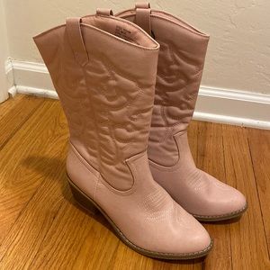 Pink cowgirl boots, size 9, NWT